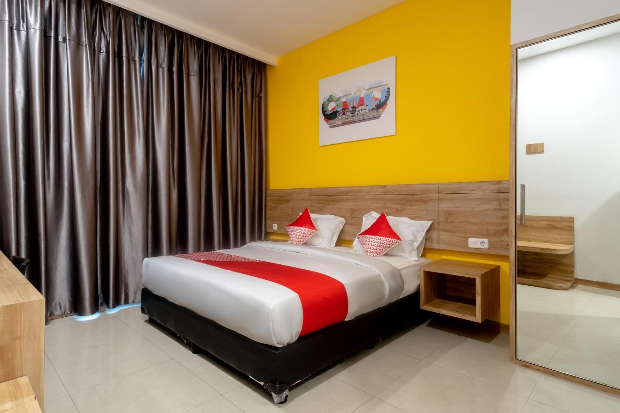Oyo 3159 Festive Inn Medan Exterior photo